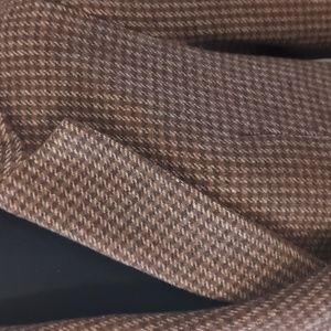 Beautiful brown blazer size medium. New without tags